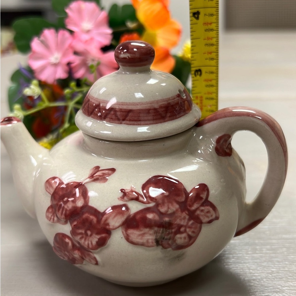 Tea Pot 🫖 - Picture 7 of 9